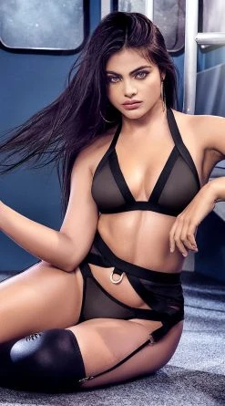 MAPALÉ Bold Babe Garter Set