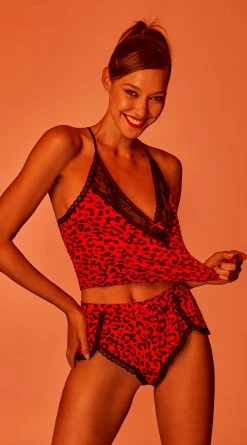 Yandy Cozy Leopard Pajama Set -LEG AVENUE Shop YSM PL YA10608L 69762 AA V2 YANDY PS08162022